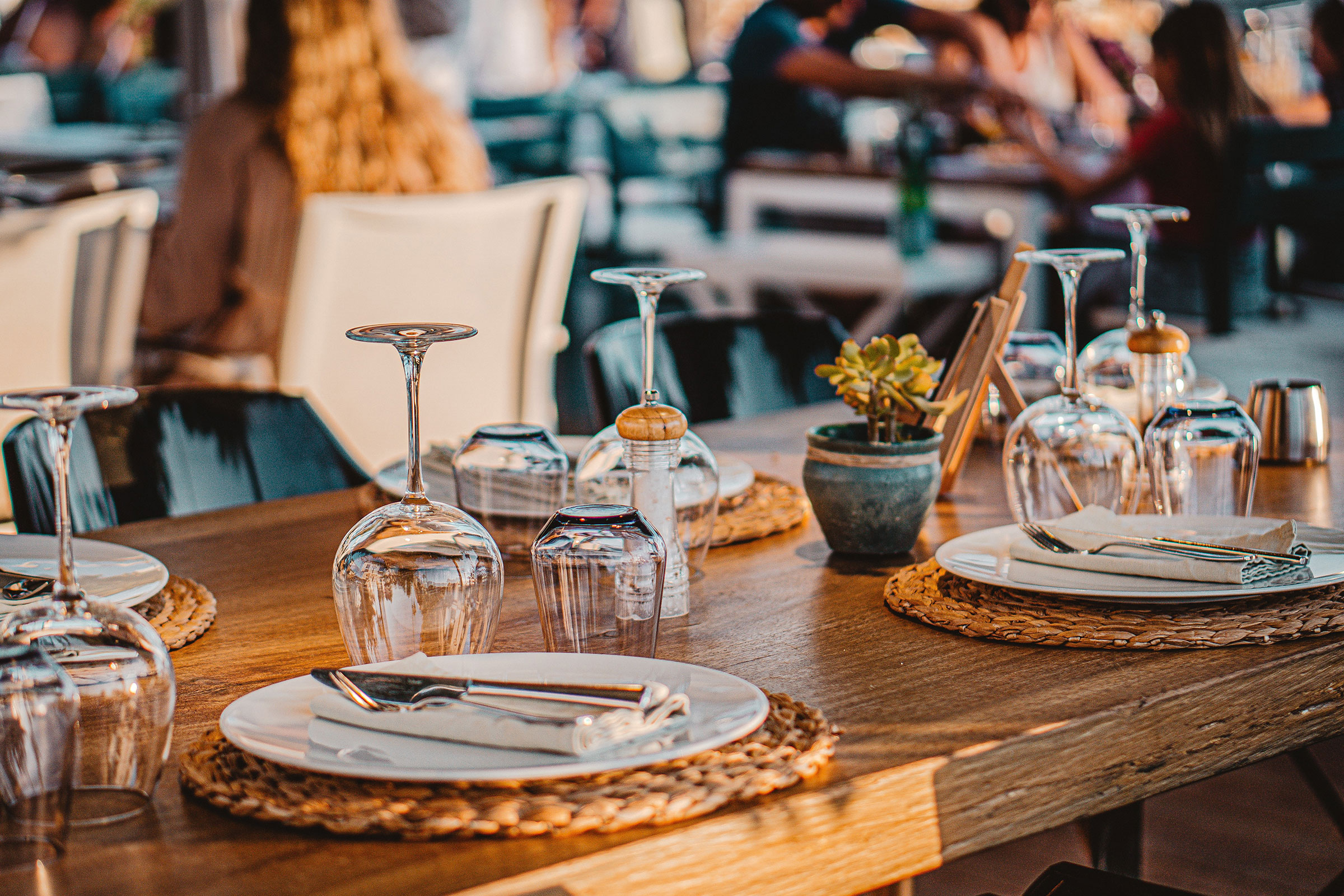 Bares e restaurantes